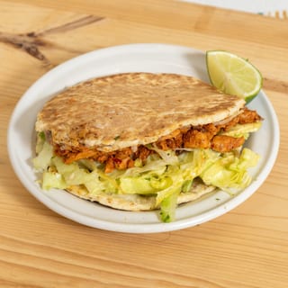 Gordita de Grilled Chicken (Pollo Asado)